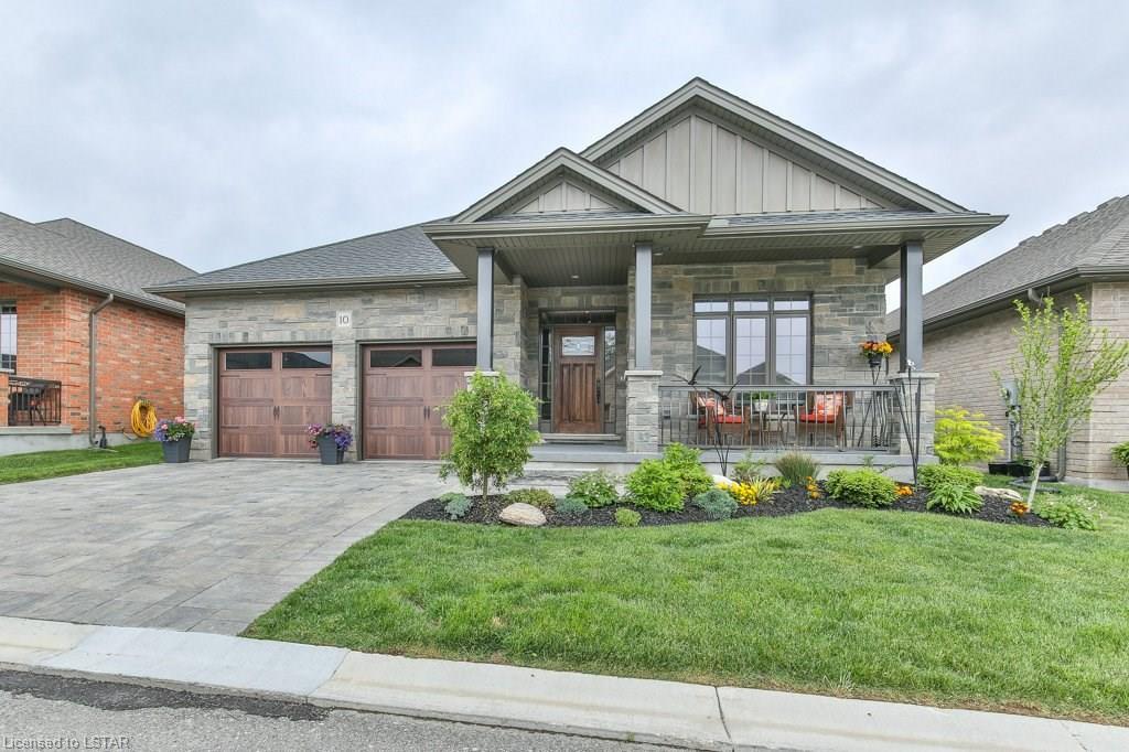 132 Robin Ridge Drive - Photo 1