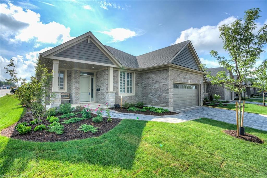 234 Peach Tree Boulevard - Photo 1