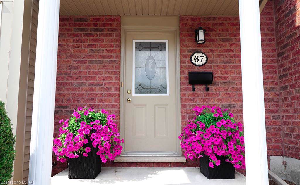 1535 Trossacks Avenue - Photo 1