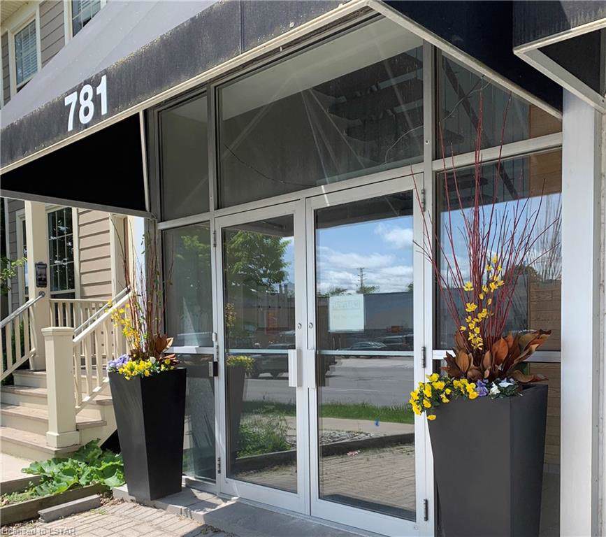 781 Richmond Street - Photo 1