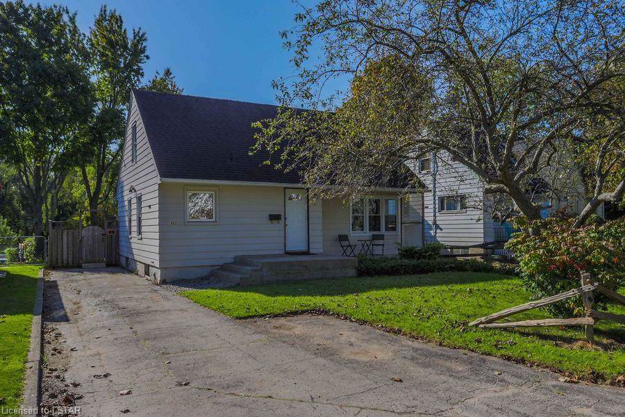 1887 Parkhurst Avenue - Photo 1