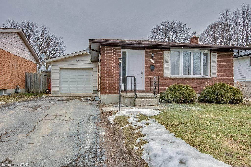 418 Castlegrove Boulevard - Photo 1