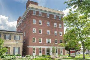 560 Wellington Street - Photo 1