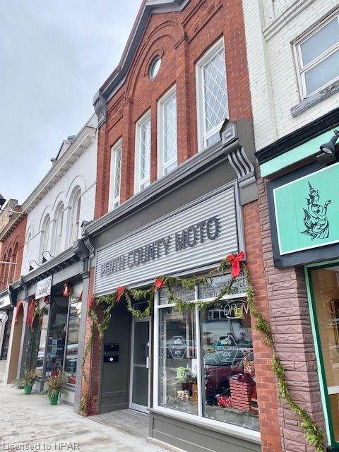 41 Market Place - Photo 1