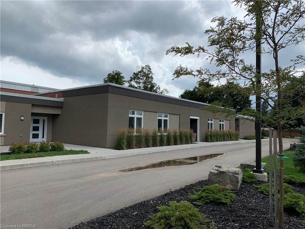 992 Windham Centre Road - Photo 1