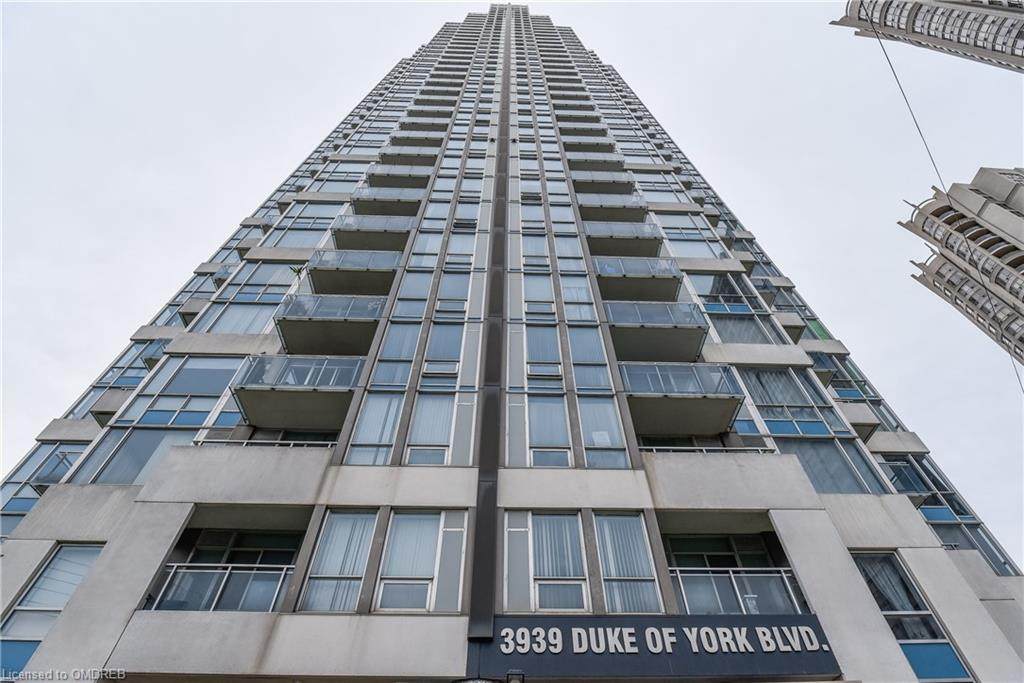3939 Duke Of York Boulevard - Photo 1