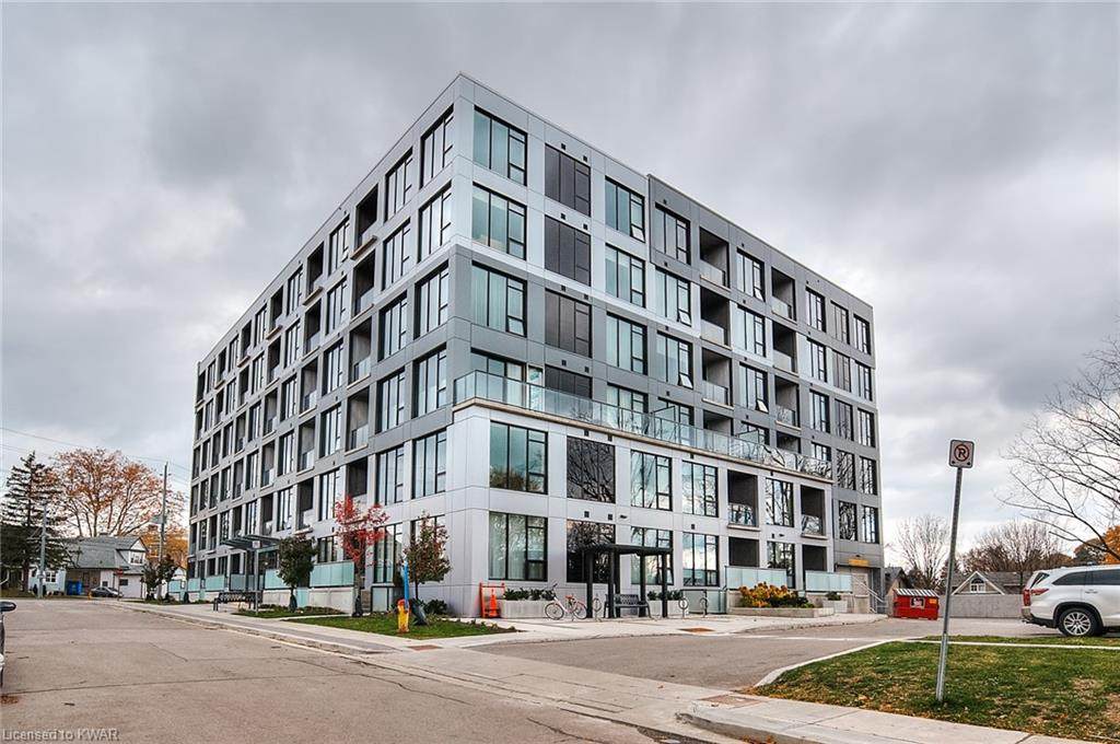690 King Street - Photo 1