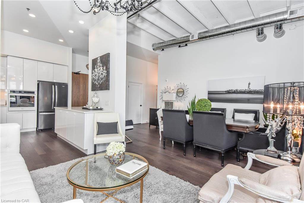 19 Guelph Avenue - Photo 1