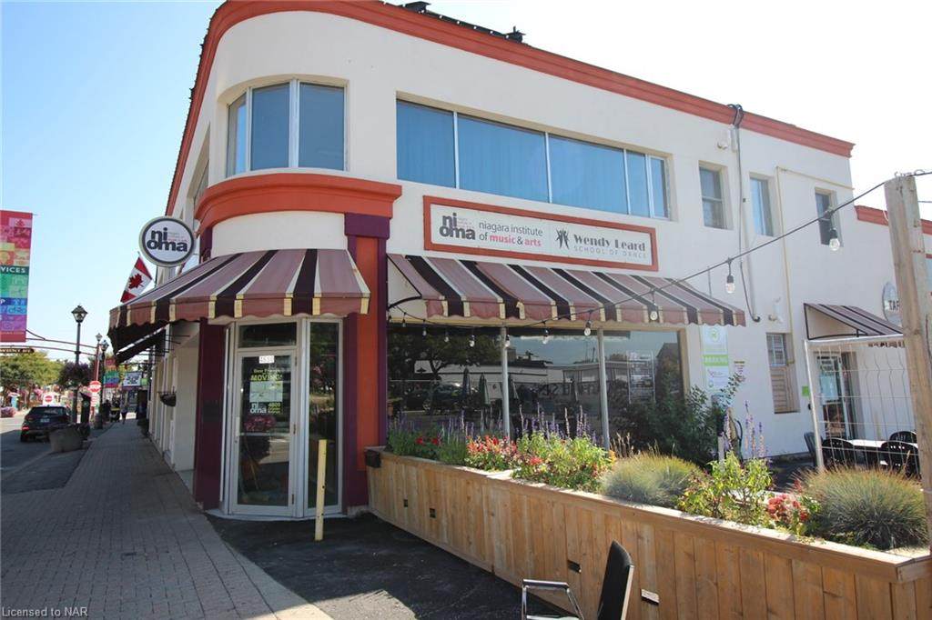 4680 Queen Street - Photo 1