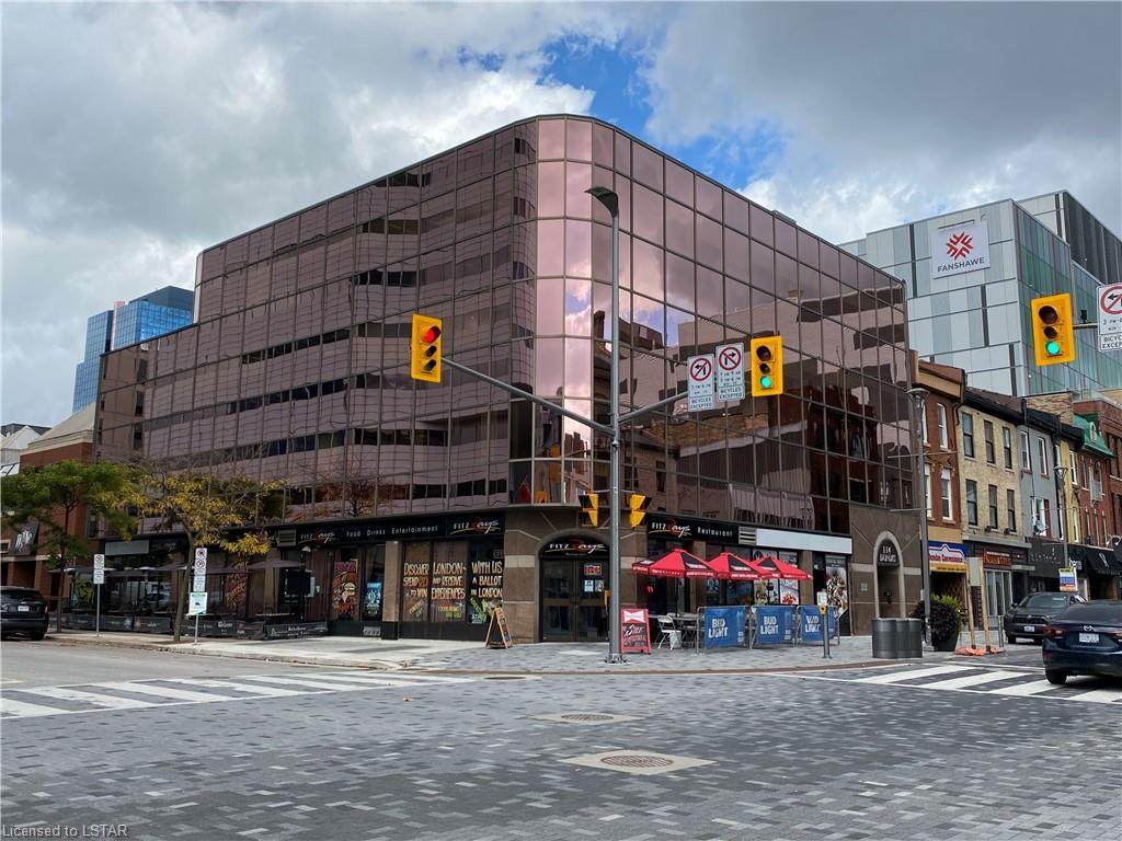 114 Dundas Street - Photo 1