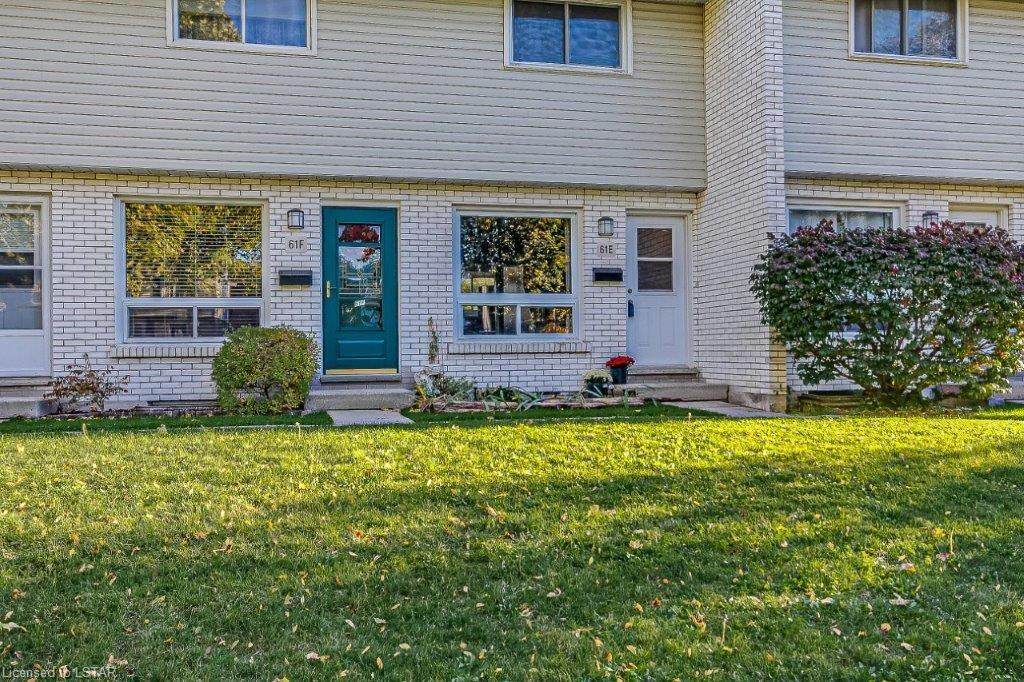 61 Wellesley Crescent - Photo 1