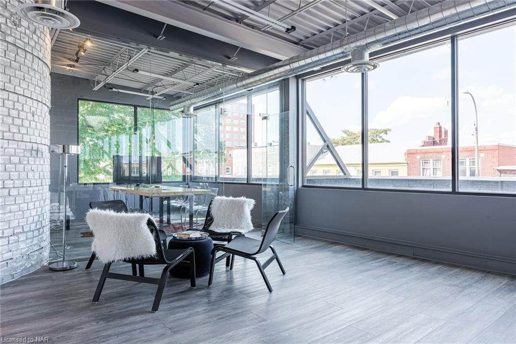 386 St. Paul Street - Photo 1