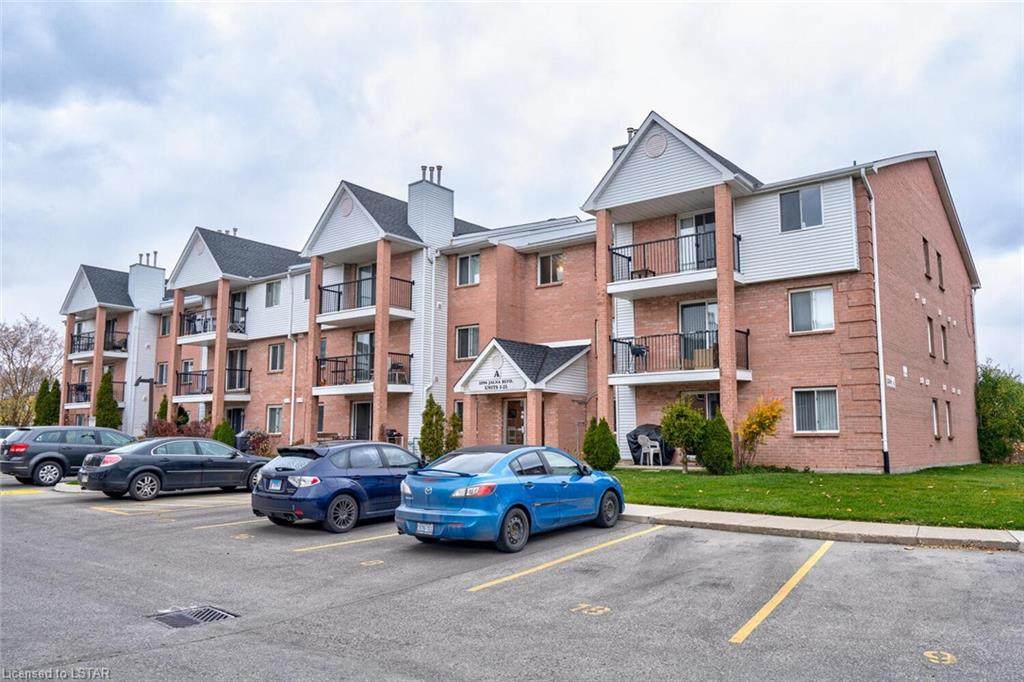 1096 Jalna Boulevard - Photo 1