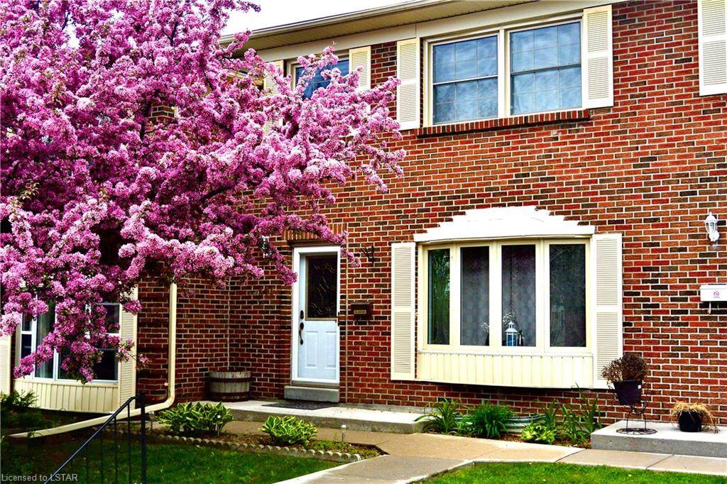 374 Homestead Court - Photo 1