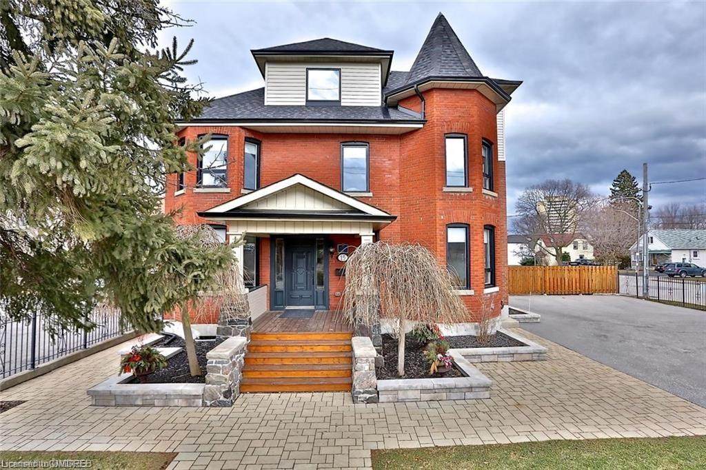 15 Mississauga Road - Photo 1