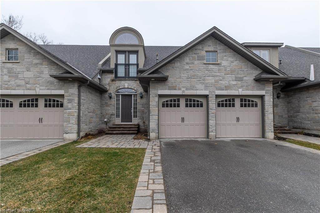60 Dufferin Avenue - Photo 1
