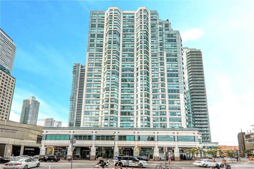 10 Queens Quay - Photo 1