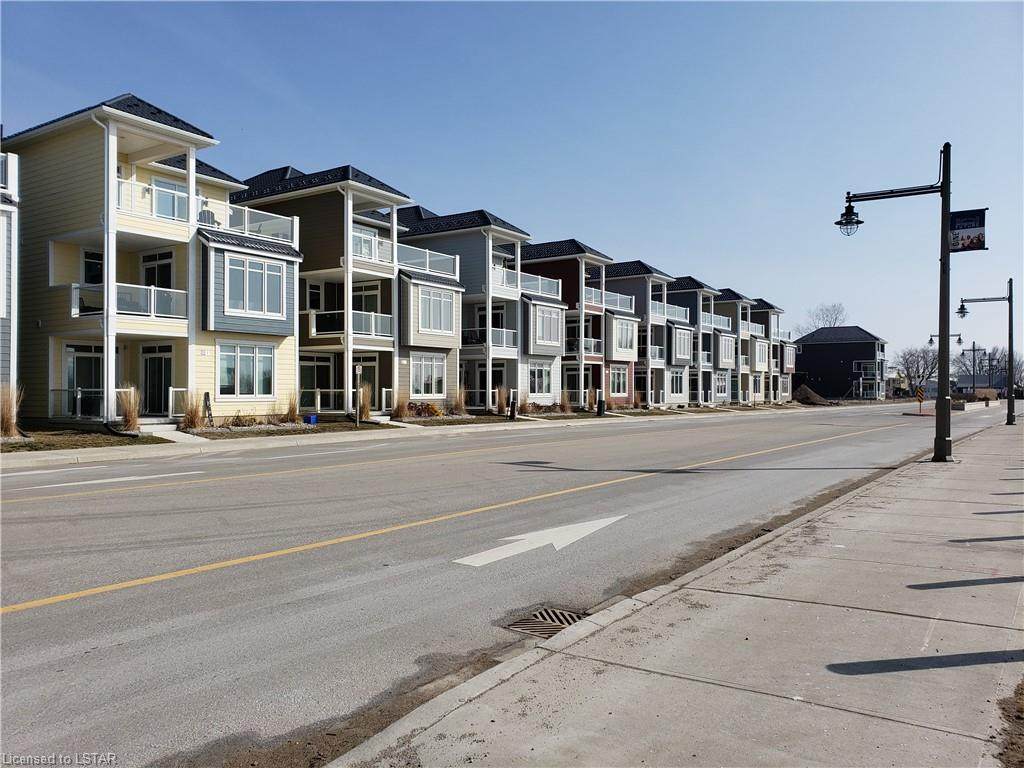 355 Edith Cavell Boulevard - Photo 1