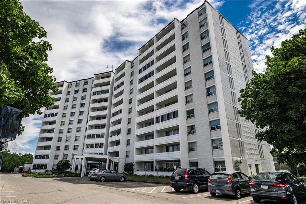 35 Towering Heights Boulevard - Photo 1