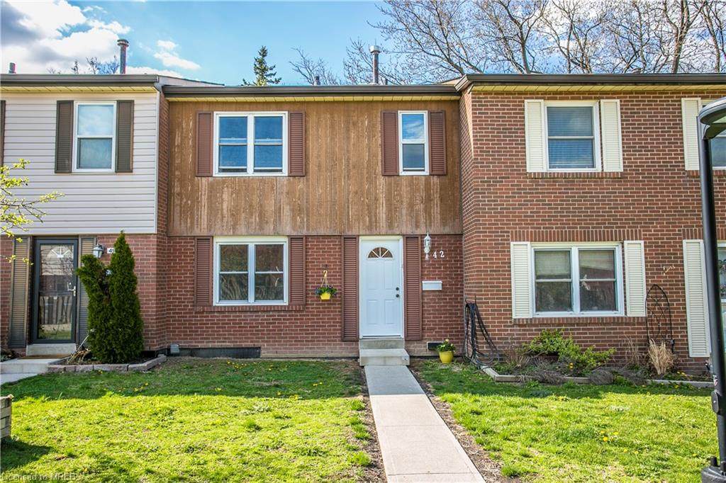 2825 Gananoque Drive - Photo 1