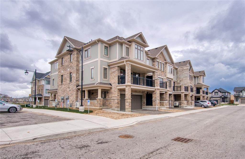 49 Bank Swallow Crescent - Photo 1