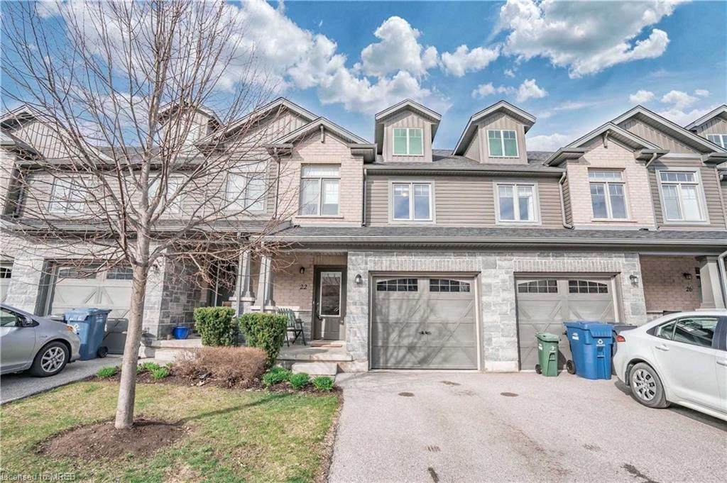 22 Arlington Crescent - Photo 1