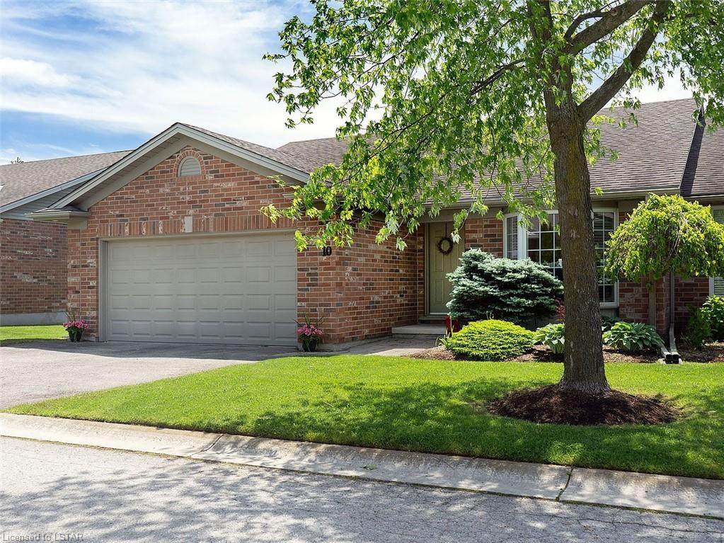 1755 Louise Boulevard - Photo 1