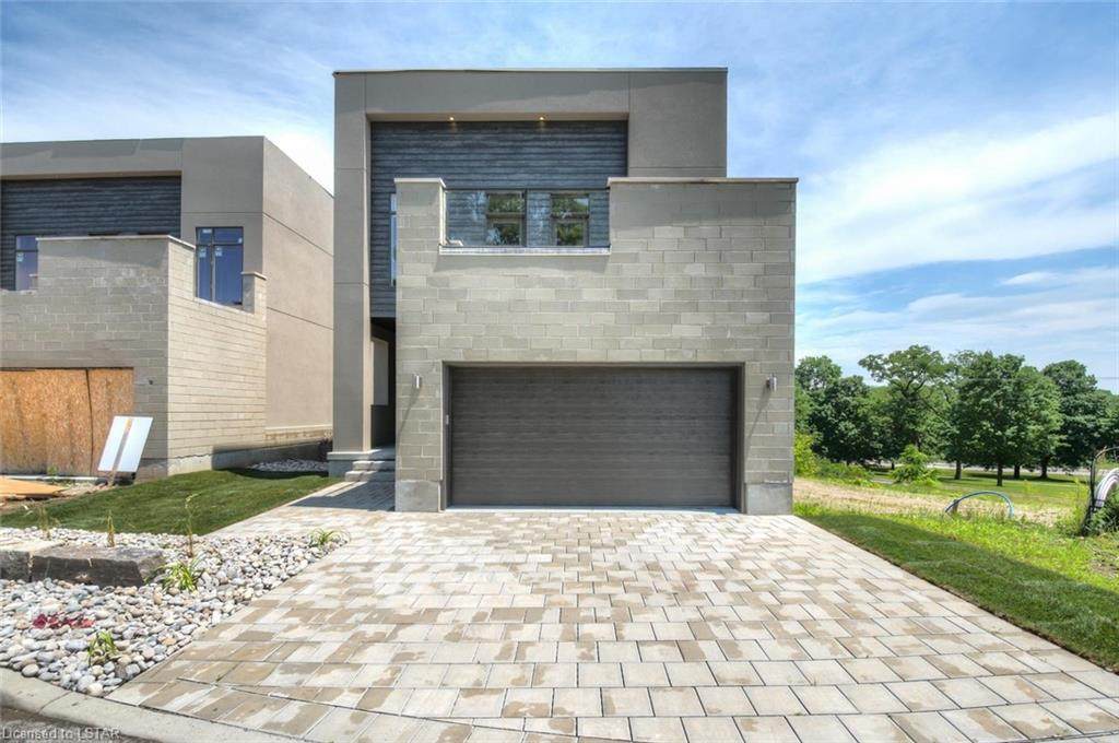 495 Oakridge Drive - Photo 1