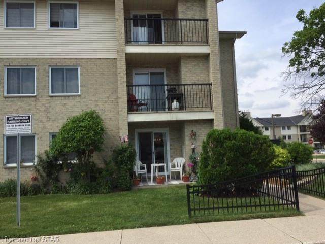 731 Deveron Crescent - Photo 1