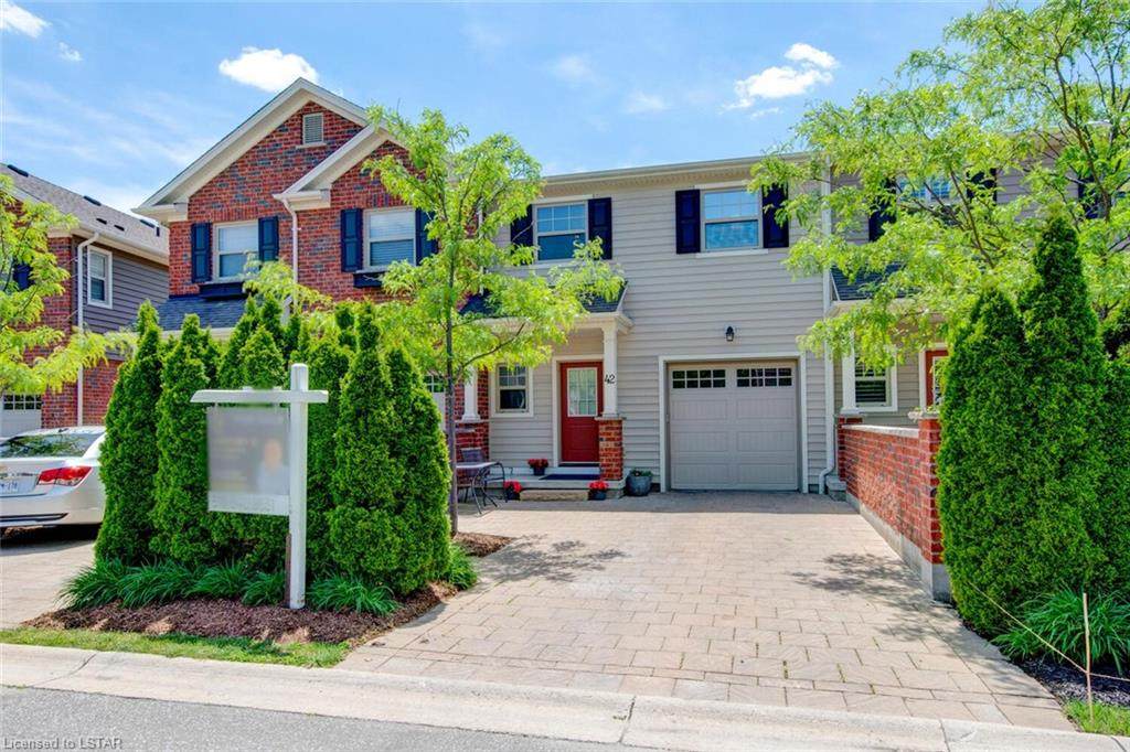 1850 Beaverbrook Avenue - Photo 1