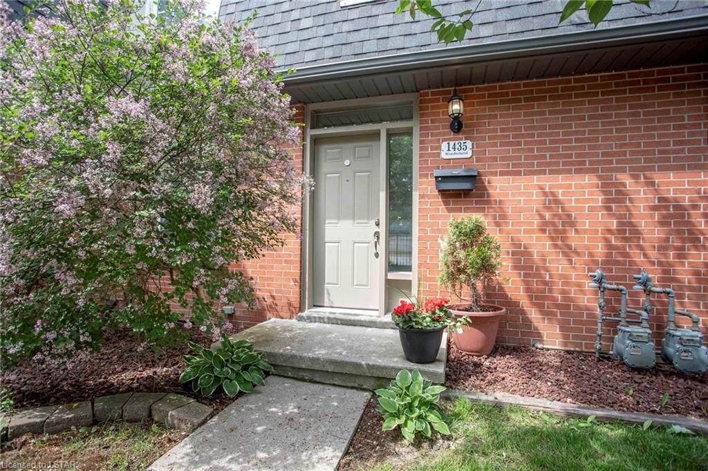1435 Wonderland Road - Photo 1