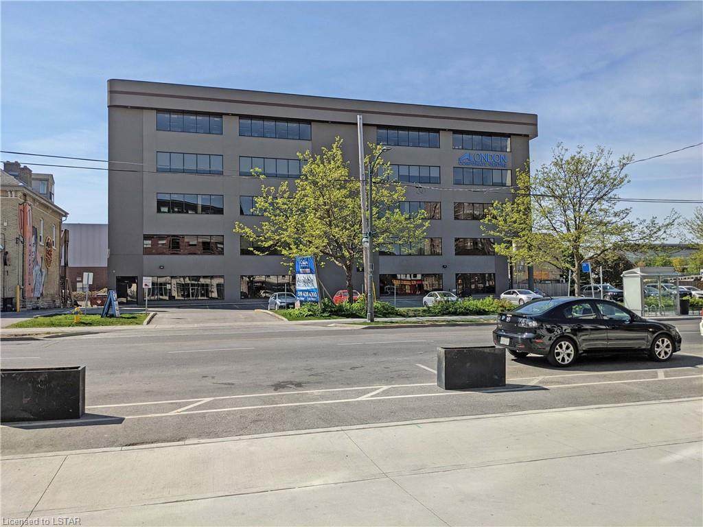 343 Dundas Street - Photo 1