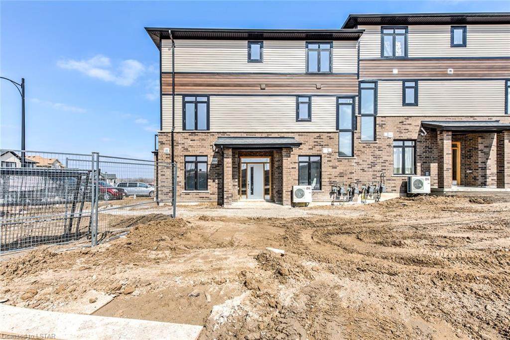 2638 Sheffield Boulevard - Photo 1