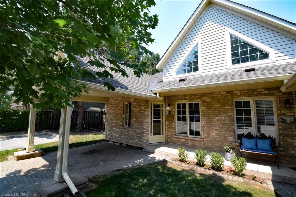 9 Wentworth Drive - Photo 1