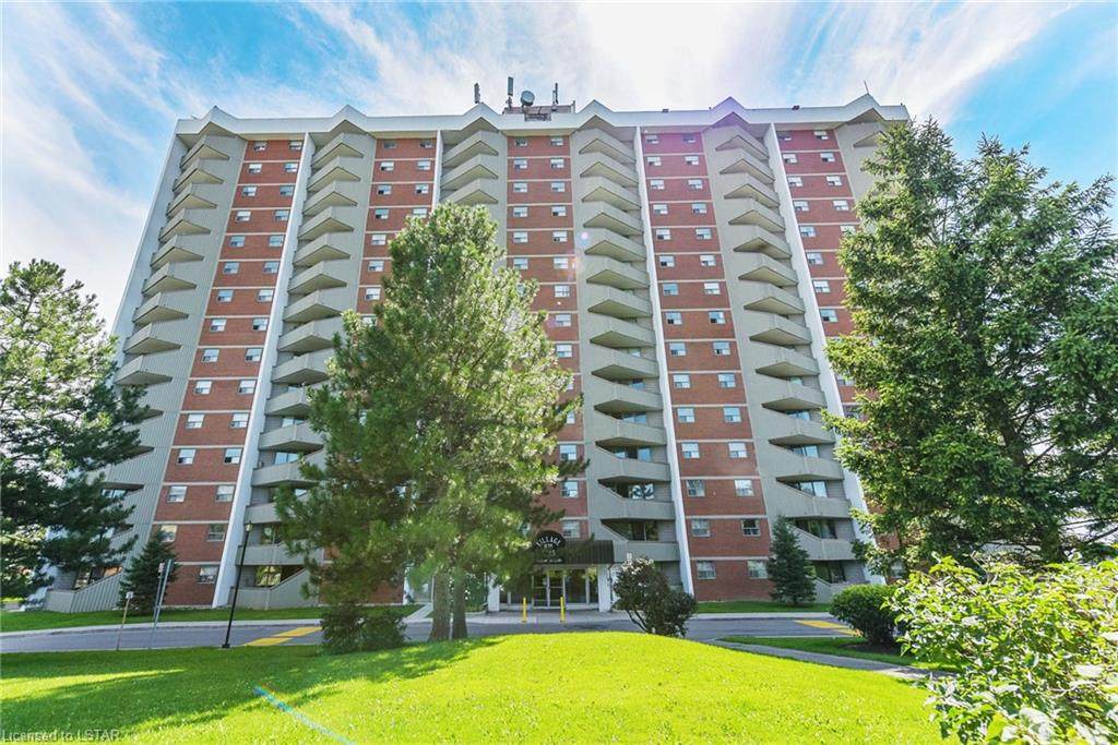 1105 Jalna Boulevard - Photo 1