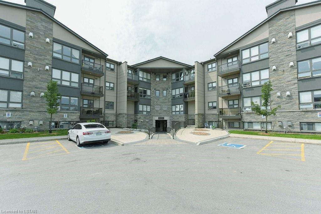 5 Jacksway Crescent - Photo 1