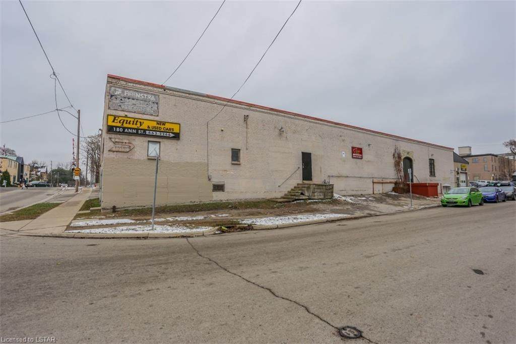 100 St.George Street - Photo 1