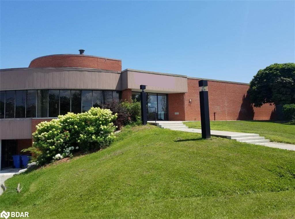 300 Peter Street - Photo 1