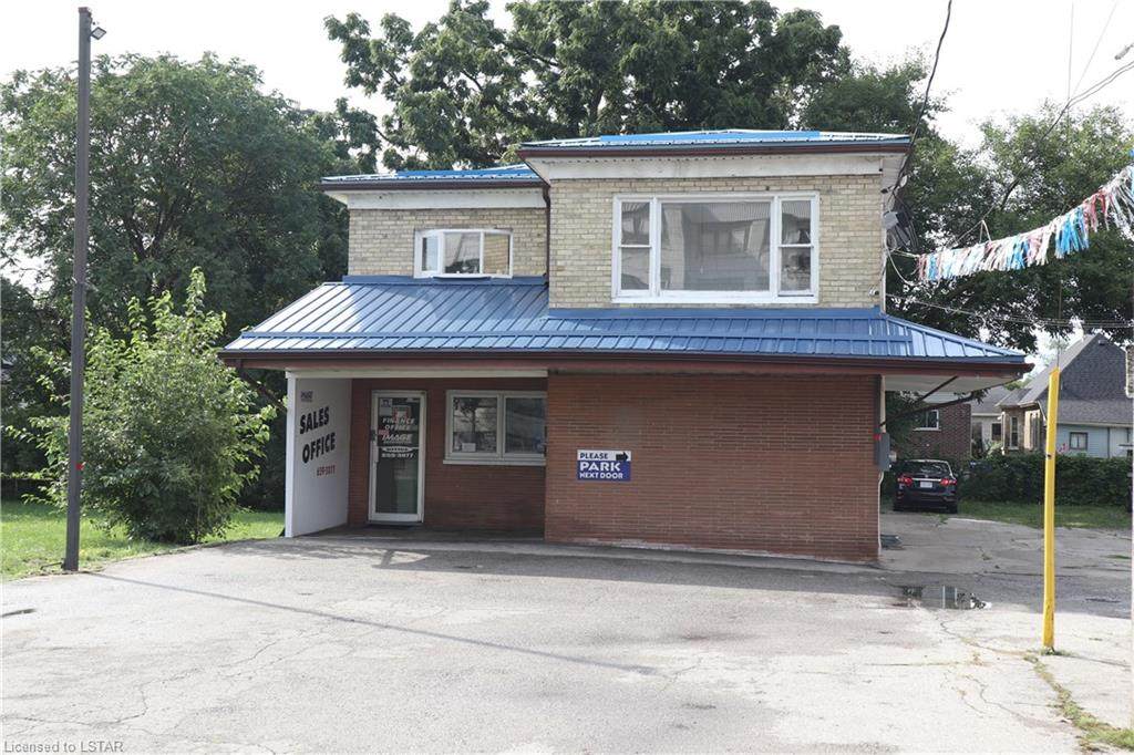 1191 Dundas Street - Photo 1