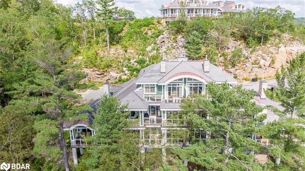 1869 Muskoka 118 Highway - Photo 1