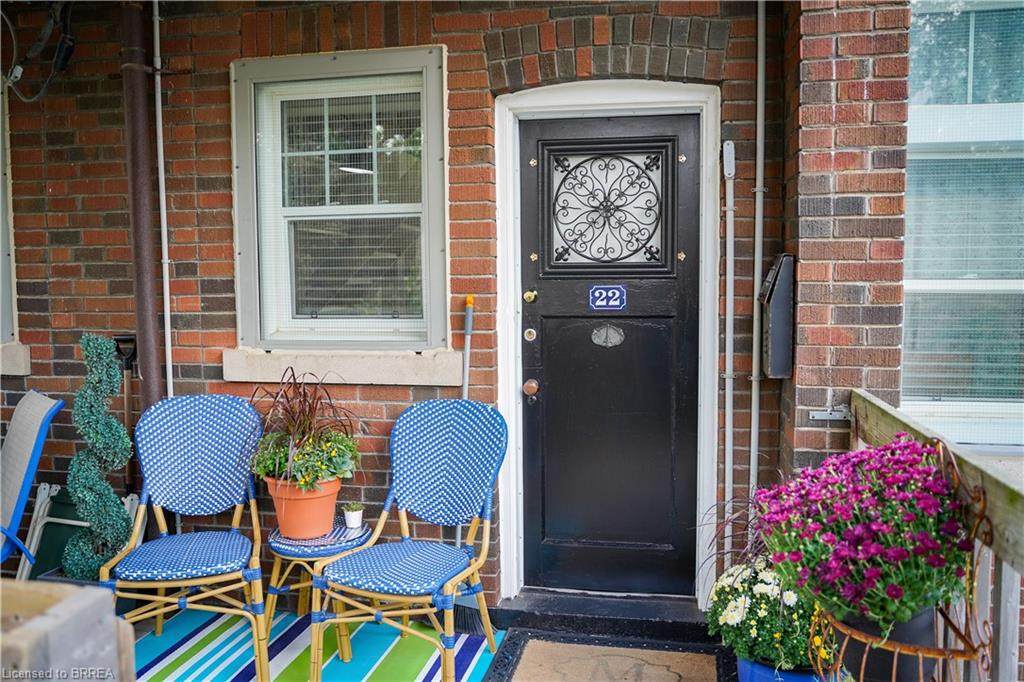 54 Dufferin Avenue - Photo 1
