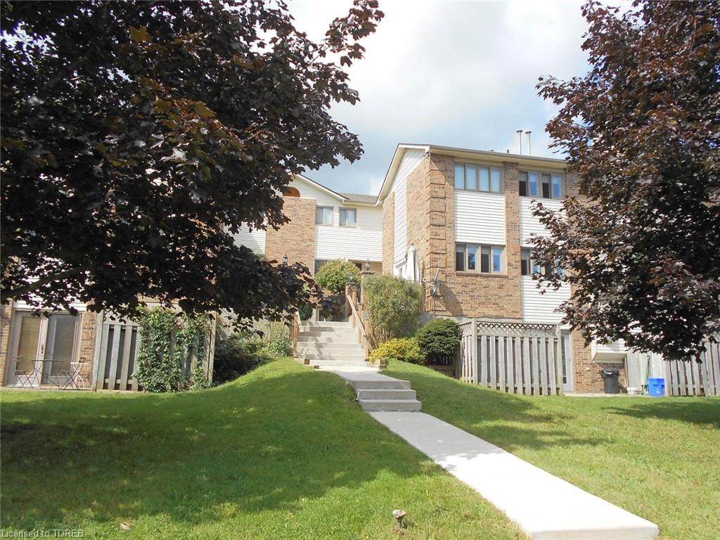 21 Wren Crt. Unit 4 - Photo 1