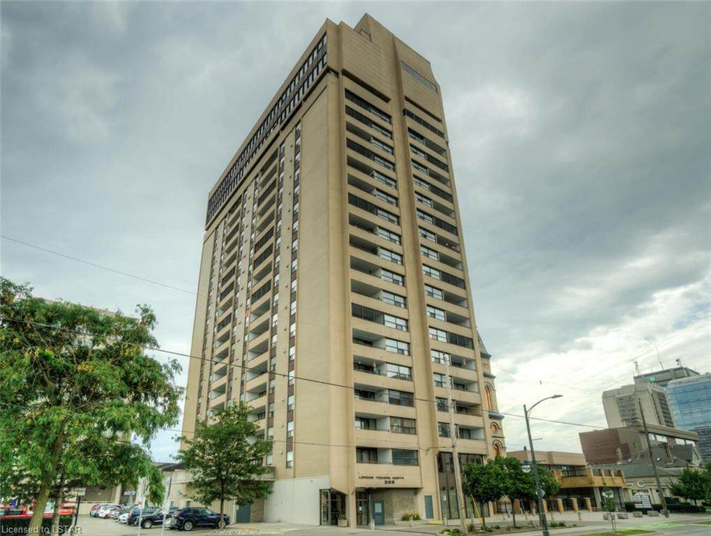 389 Dundas Street - Photo 1