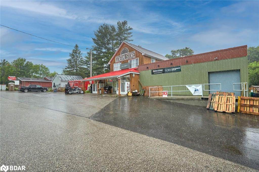 1028 Monck Road - Photo 1