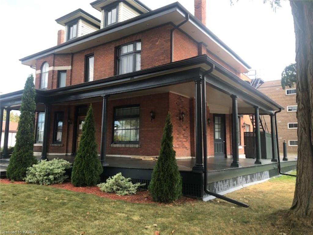 438 Division Street - Photo 1