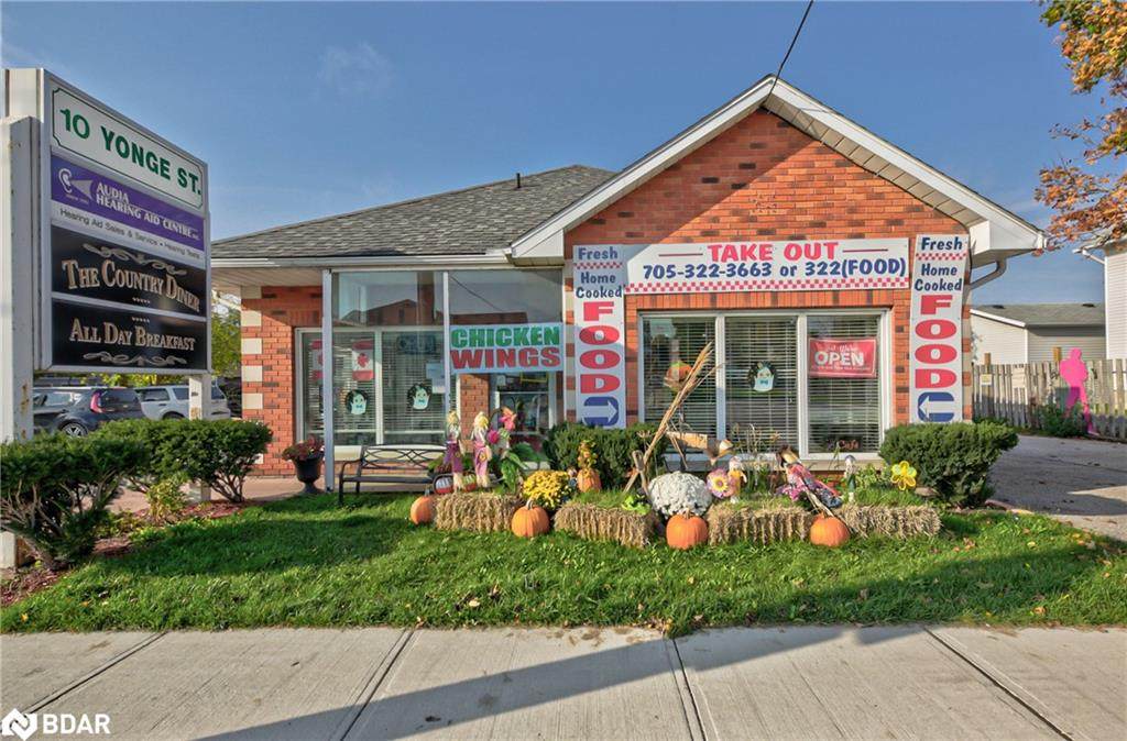 10 Yonge Street - Photo 1