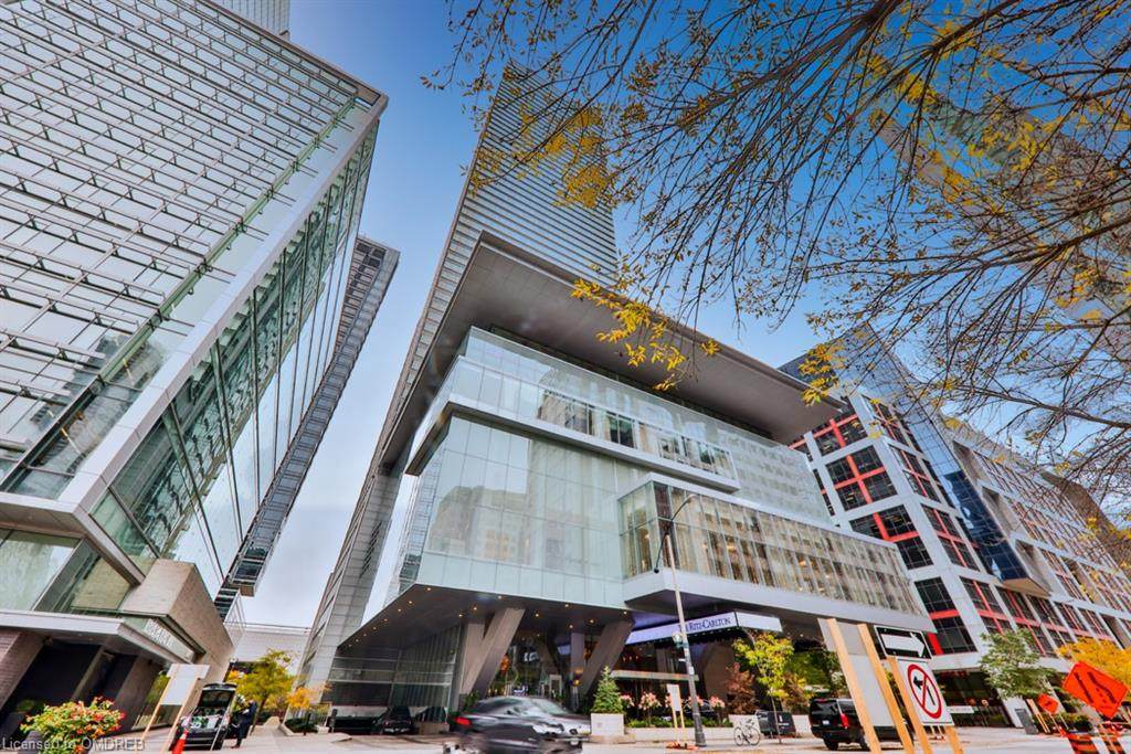 183 Wellington Street - Photo 1