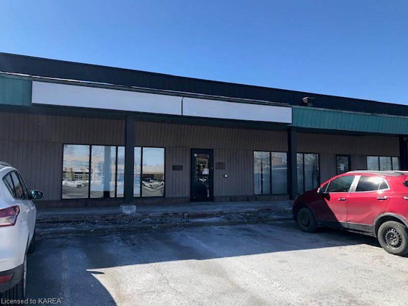 1440 Princess Street - Photo 1