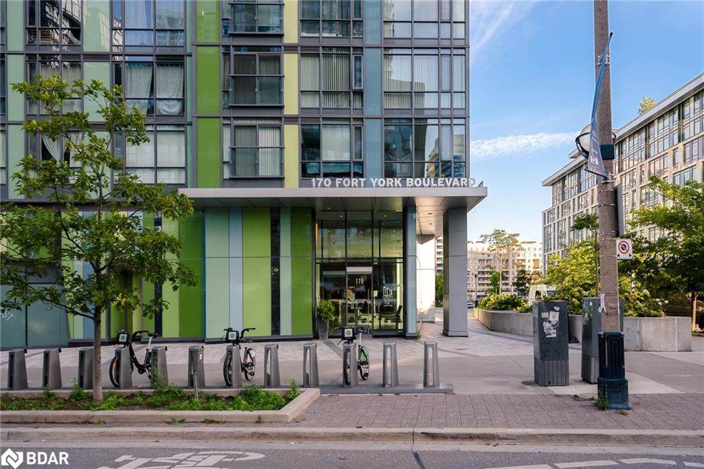170 Fort York Boulevard - Photo 1