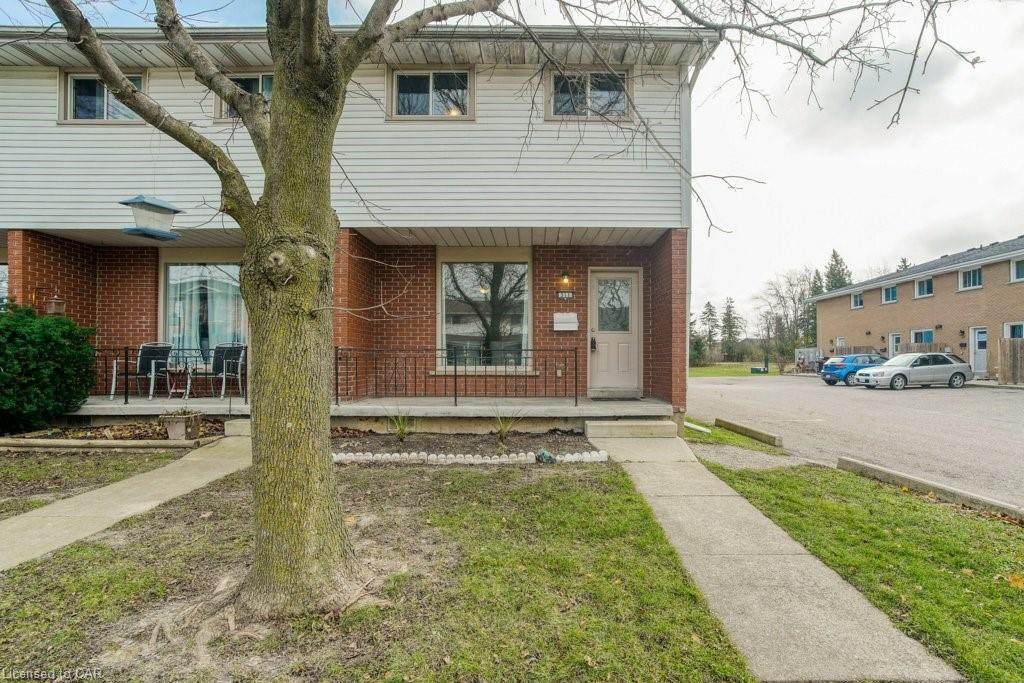 311 Dufferin Street - Photo 1